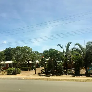 Moore Park Huts , Bundaberg Australia
